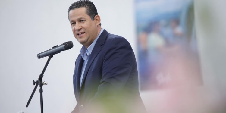 PRI pide no linchar a Diego Sinhue antes de concluir investigaciones por corrupción