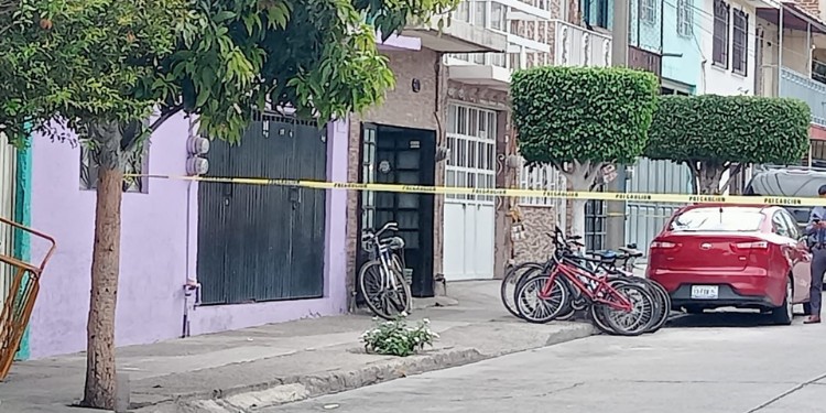 Ataque armado en agencia de bicicletas deja tres muertos en Lomas de la Piscina