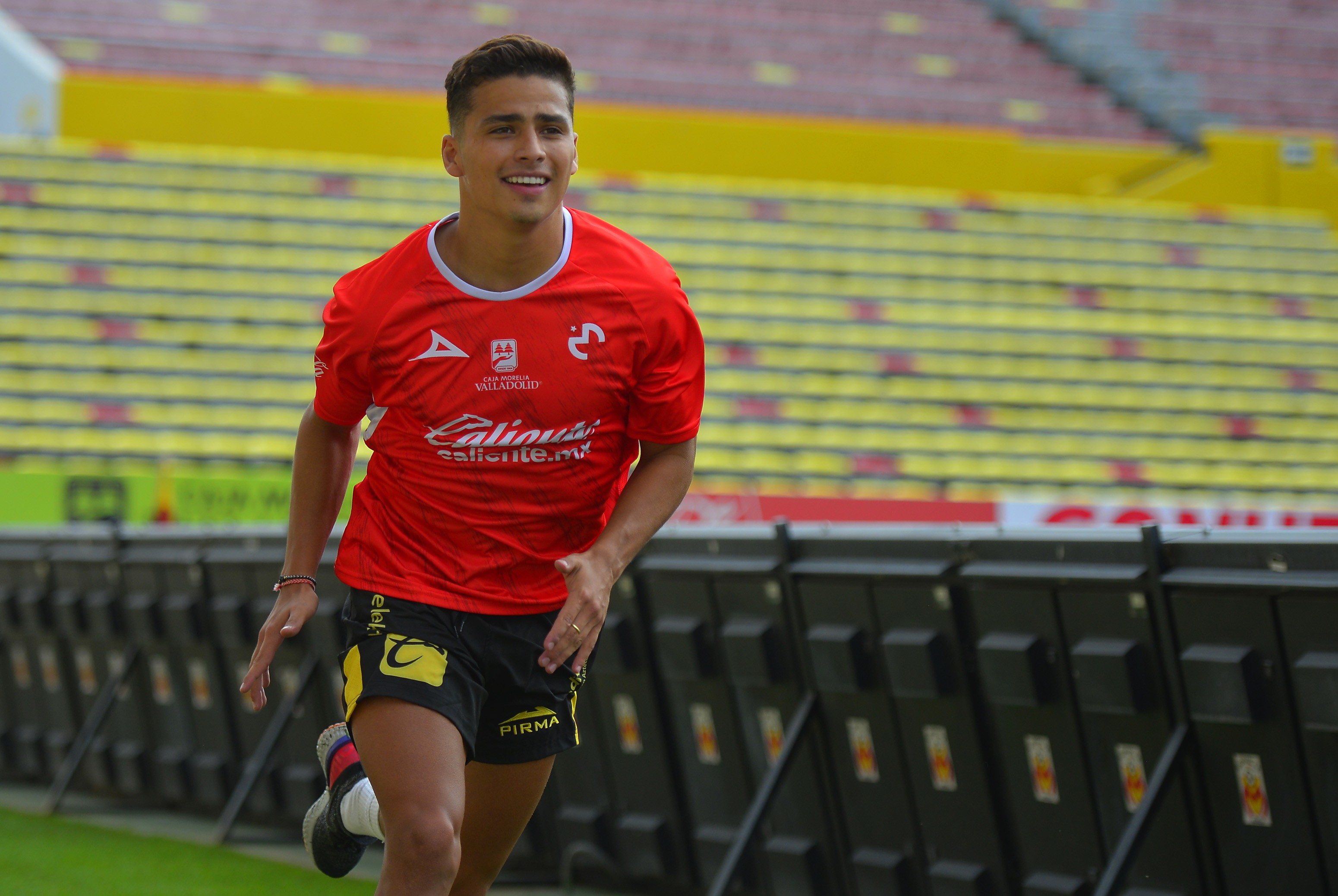 ¡Nuevo felino! Paolo Medina se integra oficialmente al Club León ¡Nuevo felino! Paolo Medina se integra oficialmente al Club León