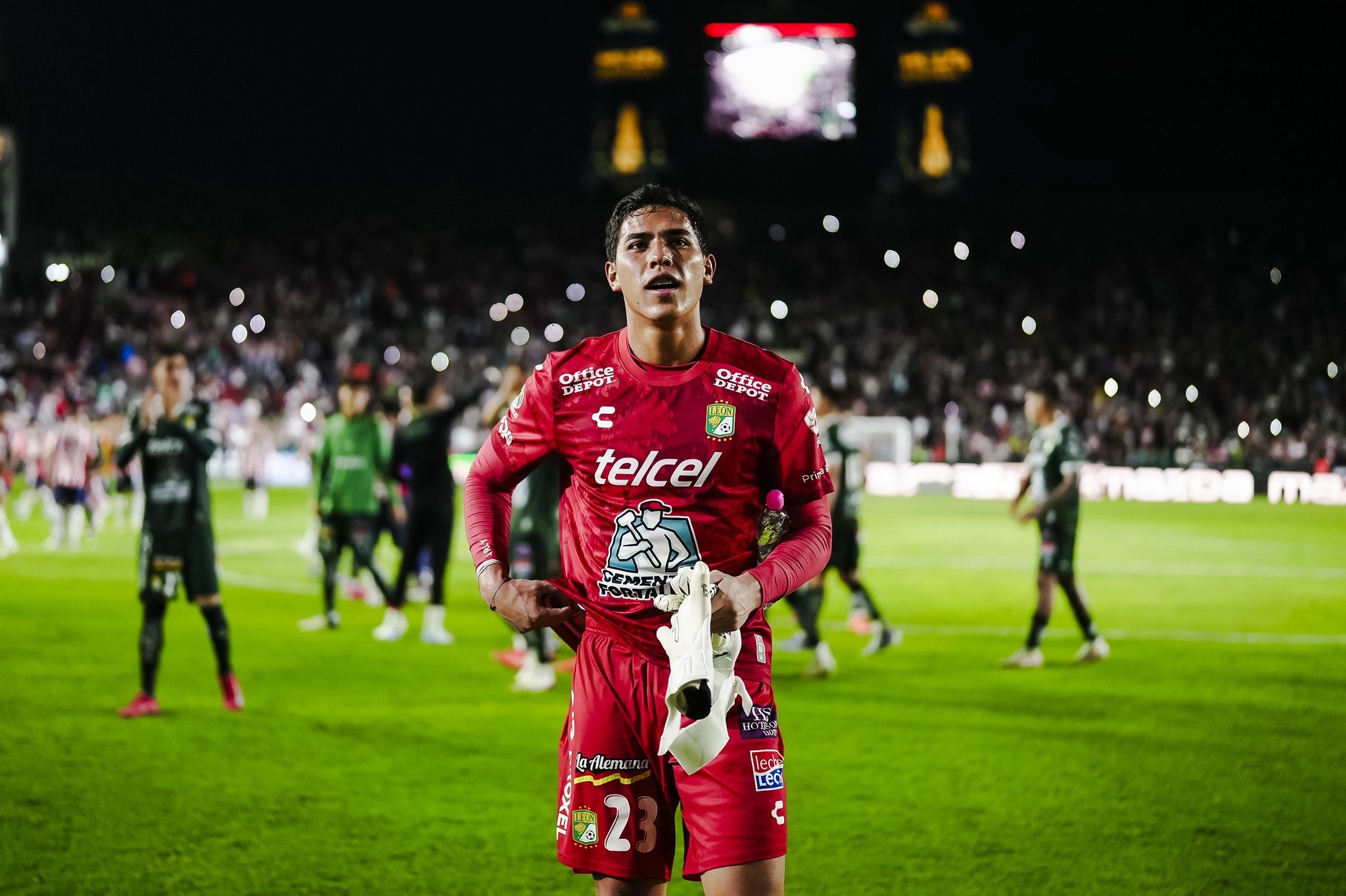“El Gato” ya ruge: Óscar García debuta en Primera con la 'Fiera'