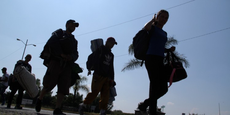 Migrantes guanajuatenses en Chicago quieren volver por miedo a redadas y asegurar el futuro de sus hijos