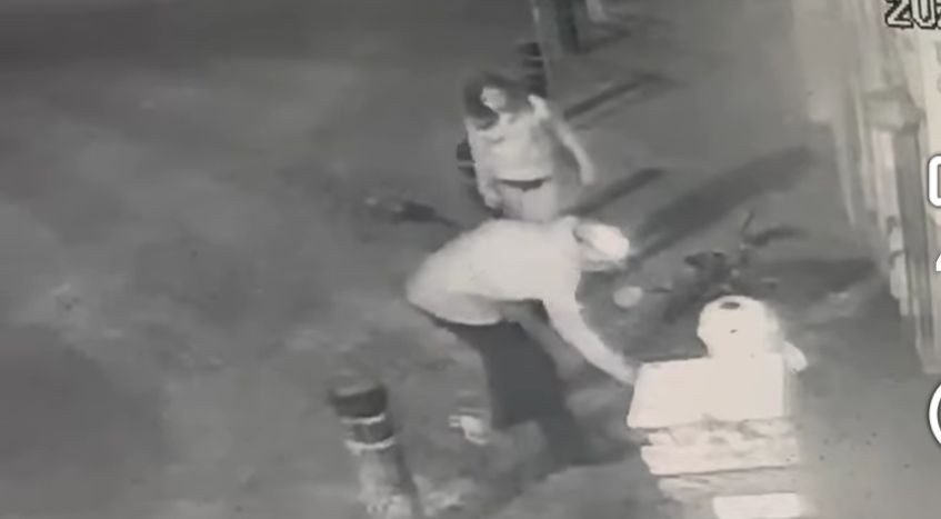 Roban baterías de motos en La Obrera durante la madrugada