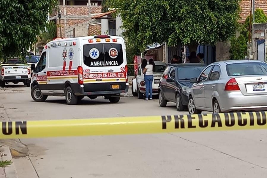 Hombre de 37 años es asesinado a balazos en taller de pespunte en la colonia Soledad La Joya
