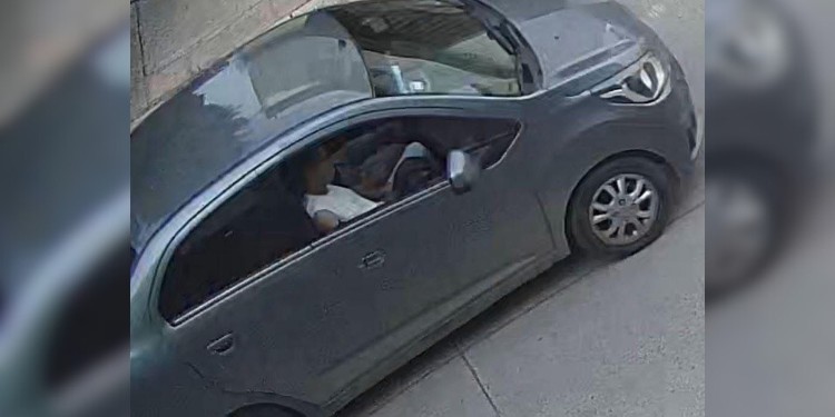 Alerta por banda de asaltantes en moto y auto Beat en colonia León