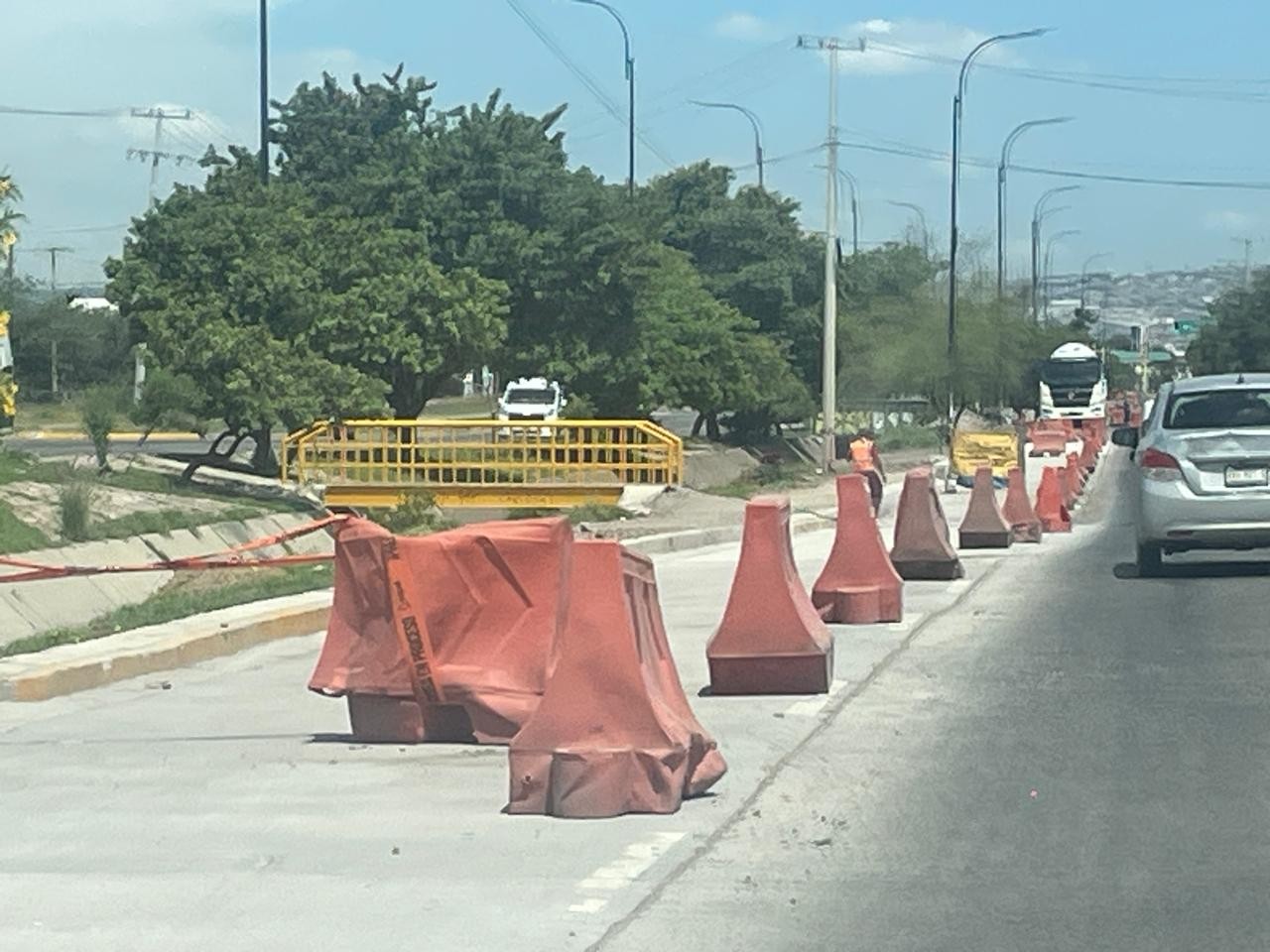 ¡Van al 71%! Reparan tramo del Timoteo Lozano afectado por hundimientos