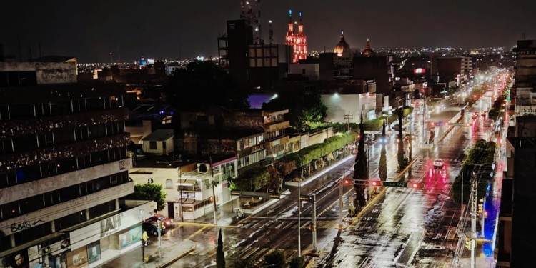 Onda tropical 18 traerá lluvias, granizo y descargas eléctricas este sábado en León