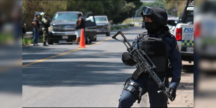 León comprará por primera vez chalecos balísticos especiales para mujeres policías