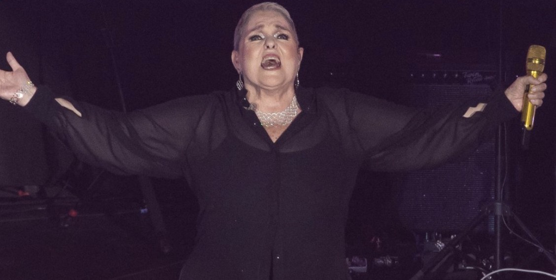 Lupita D’Alessio se despide del Auditorio Nacional entre lágrimas, ovaciones y legado familiar