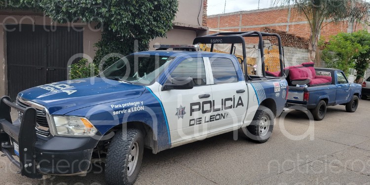 Hombre de 51 años es baleado en León; agresores huyen en motocicleta