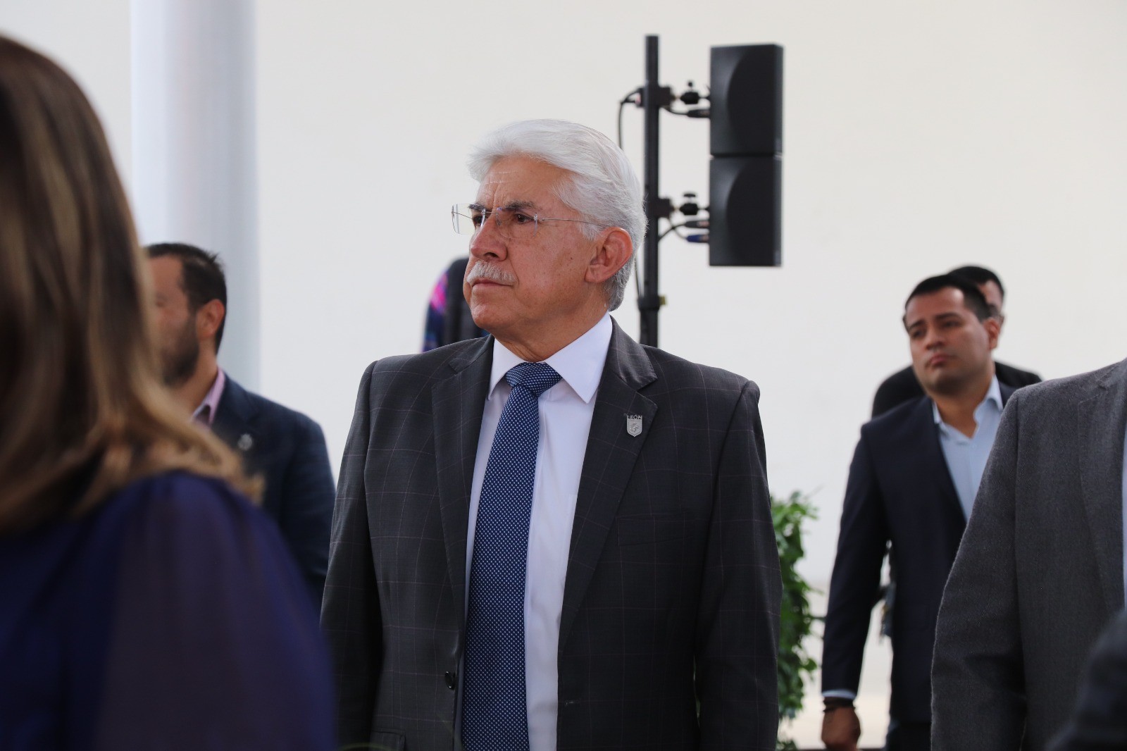 Reclamo y destape en León: exalcalde critica “porras“ a Toño Guerrero en evento panista