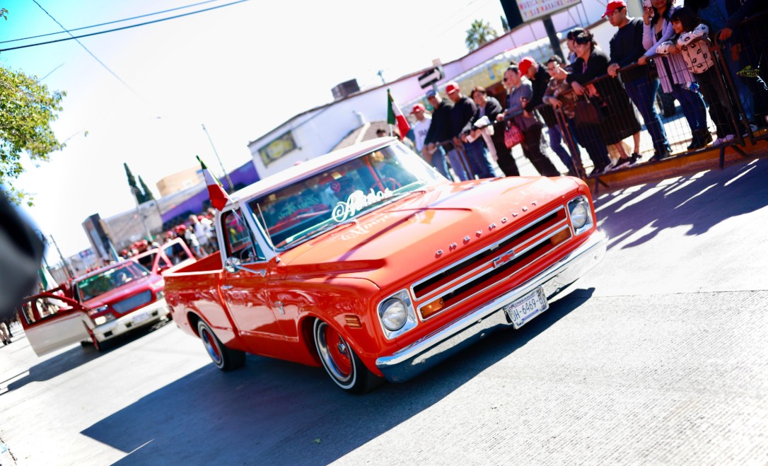 Tribus urbanas rinden “culto“ a las camionetas como parte de su cultura