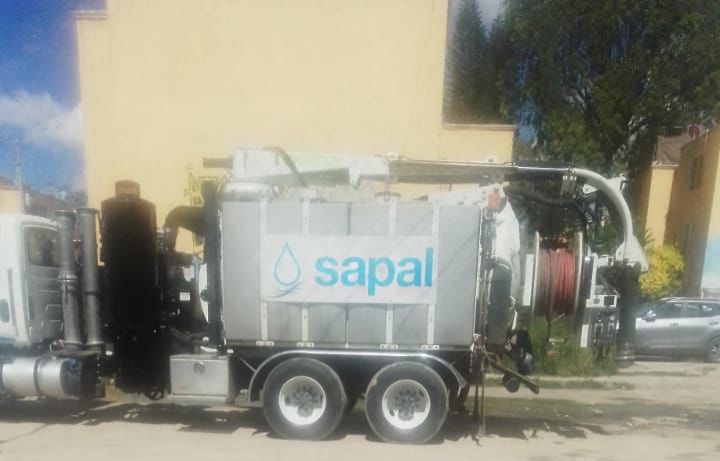 Sapal limpia aguas negras en colonia Buenos Aires, pero problema es de particulares