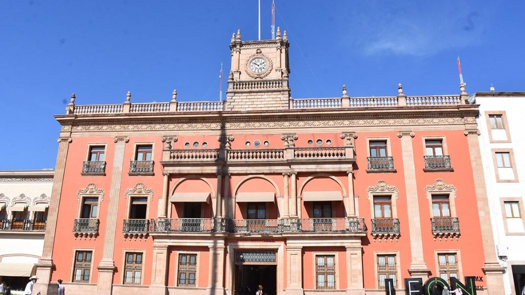 Cuatro paramunicipales de León siguen sin contralores internos