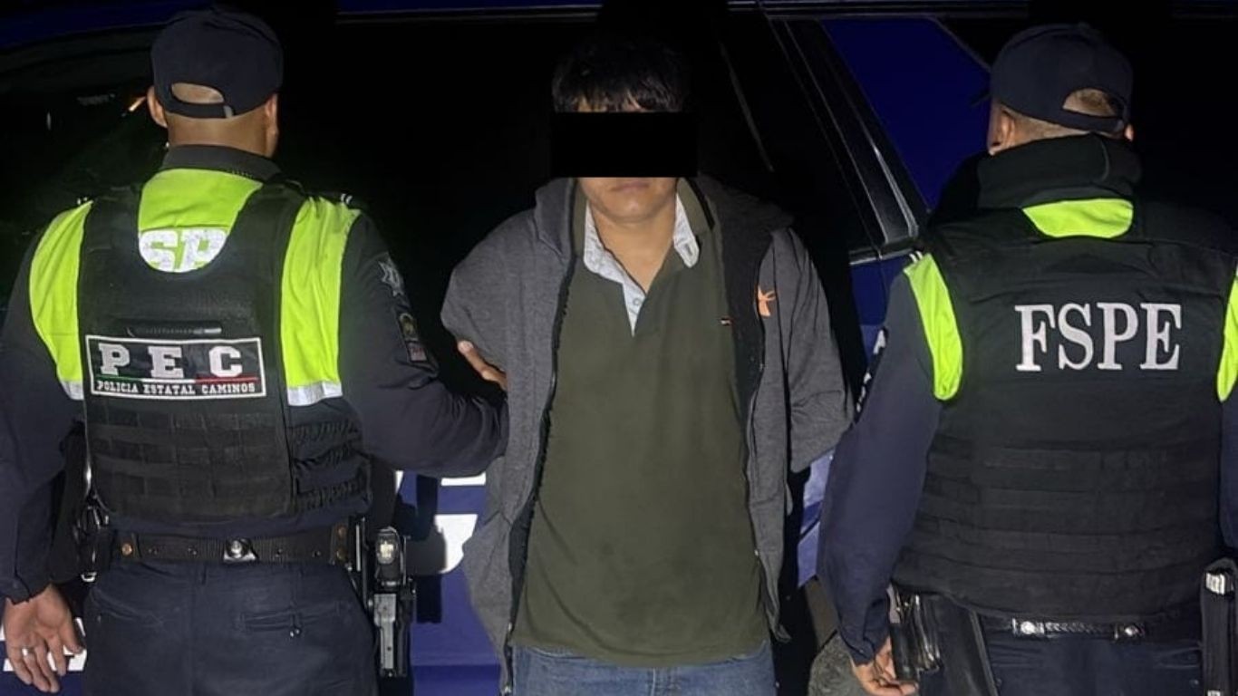 Detienen en San Felipe a joven con camión robado cargado con 17 toneladas de naranjas Detienen en San Felipe a joven con camión robado cargado con 17 toneladas de naranjas