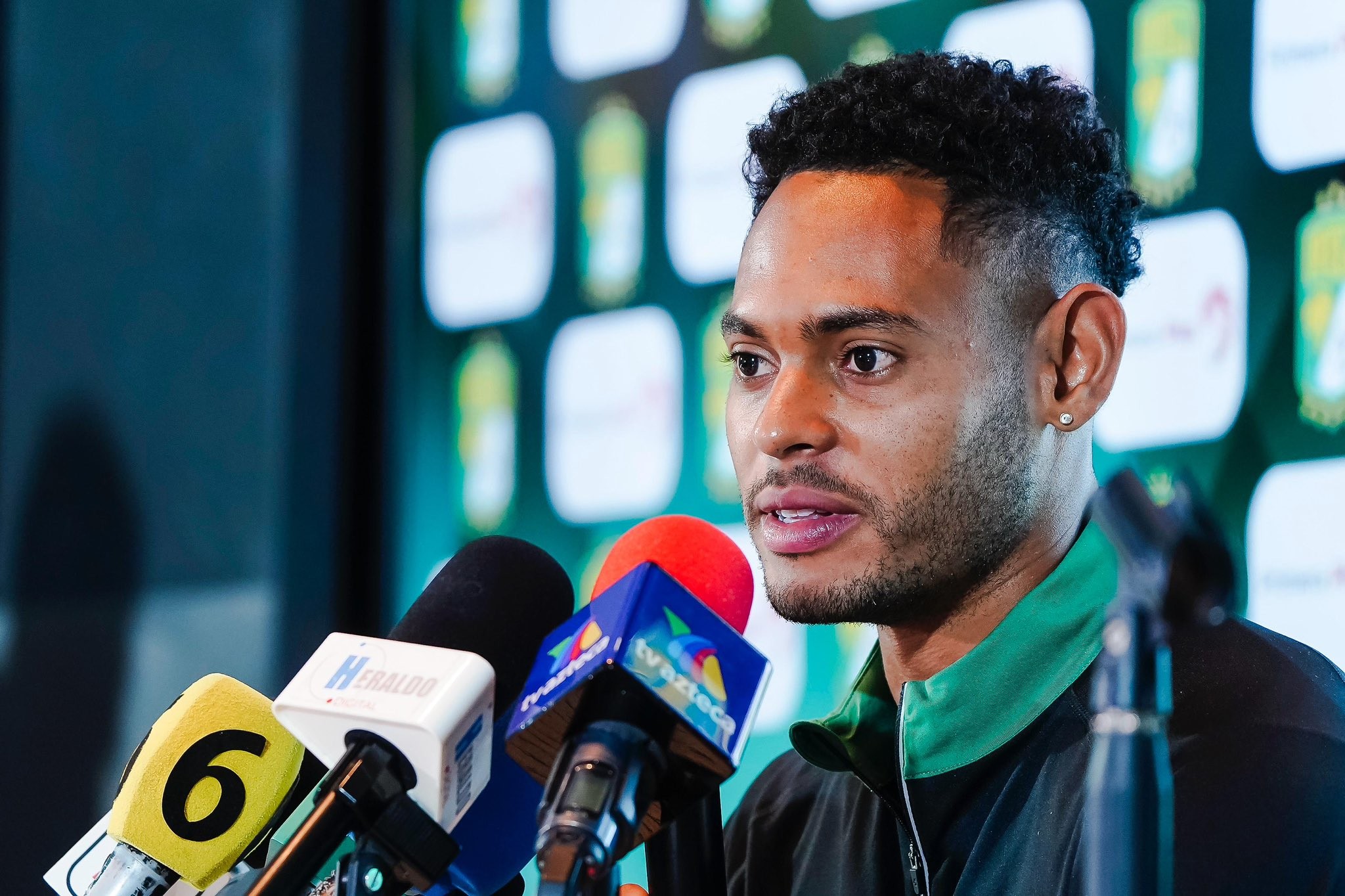 Ismael Díaz se adapta al Club León y fija objetivos para el Apertura 2025