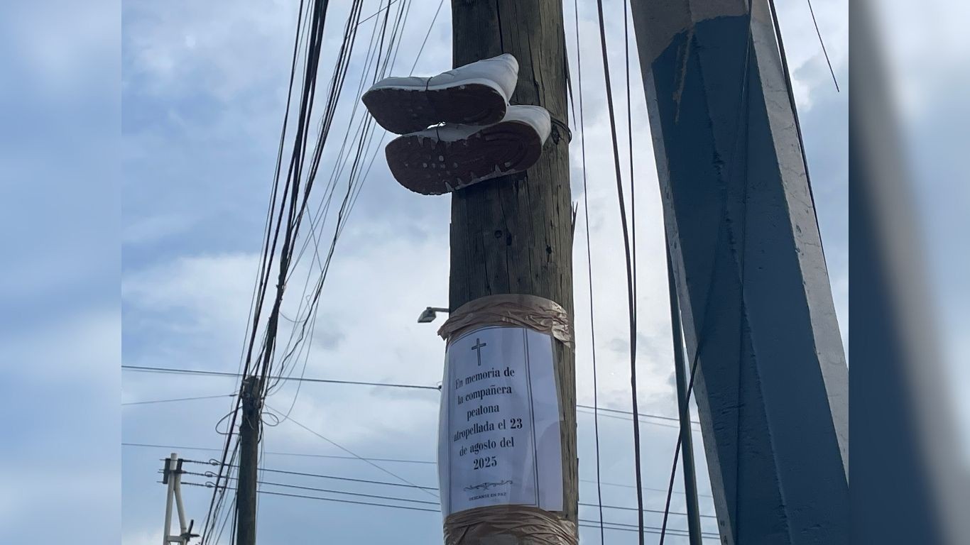 Julia Andrea Rodríguez Crespo, joven atropellada en León recordada con tenis blancos por Colectivo Urbe