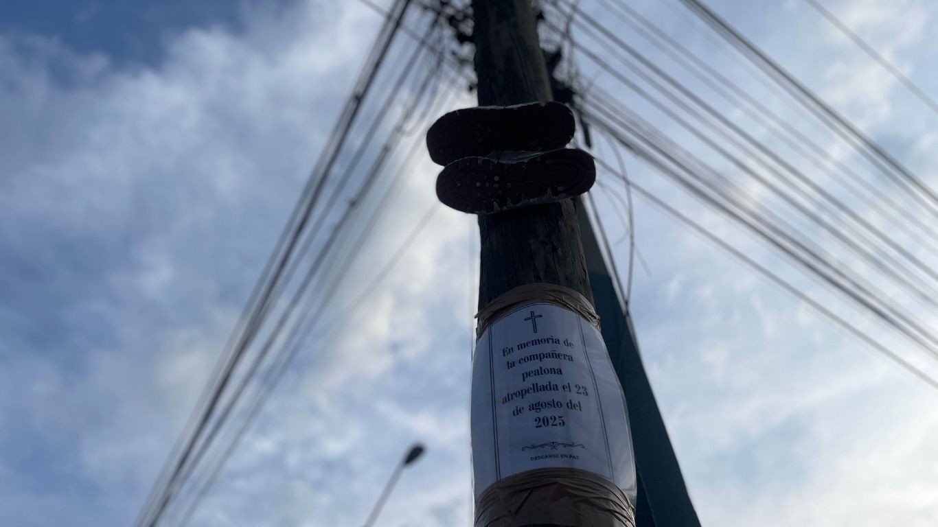 Julia Andrea Rodríguez Crespo, joven atropellada en León recordada con tenis blancos por Colectivo Urbe