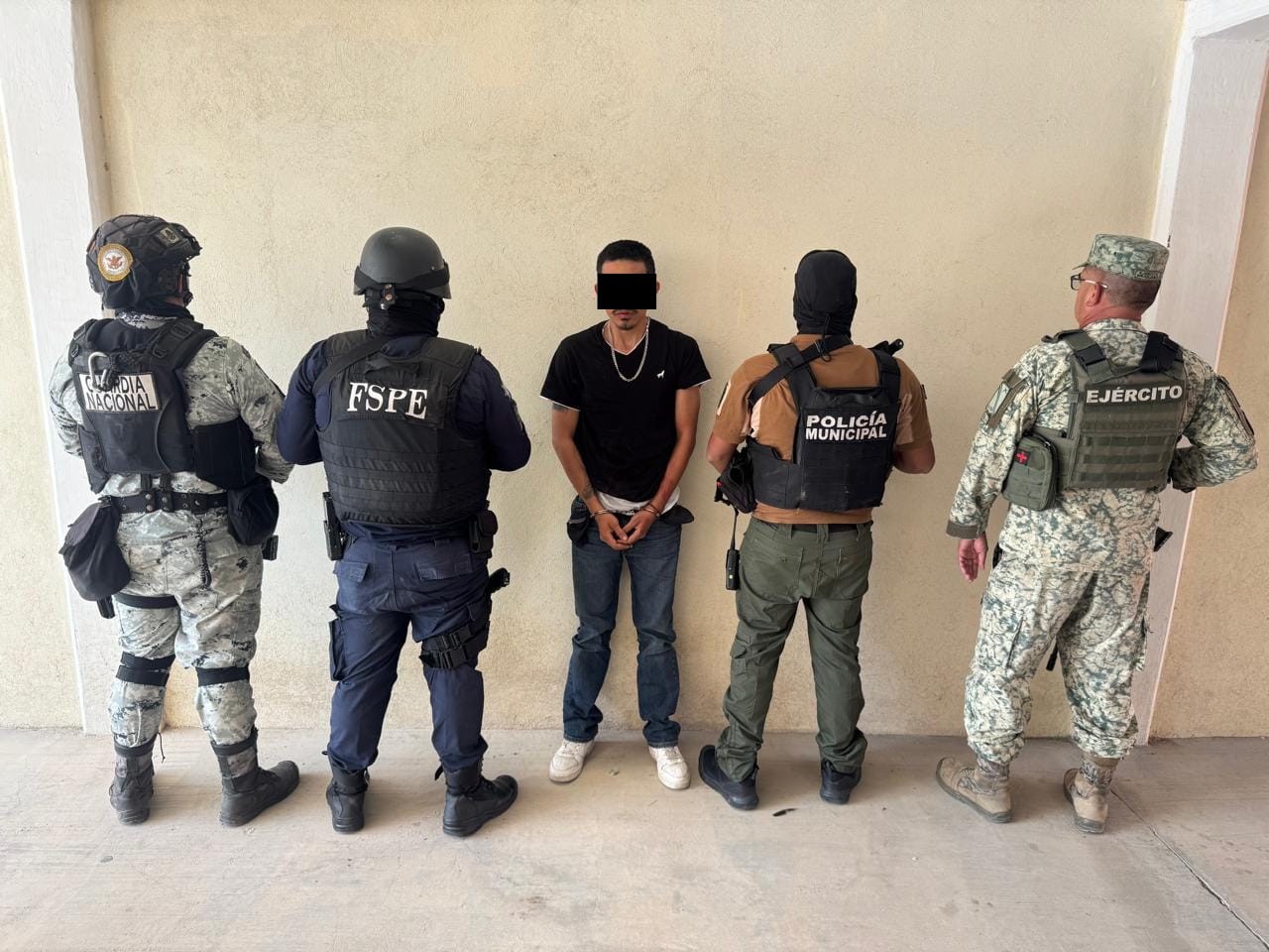 Cae célula criminal en San Luis de la Paz: cuatro detenidos con armas, droga y equipo táctico