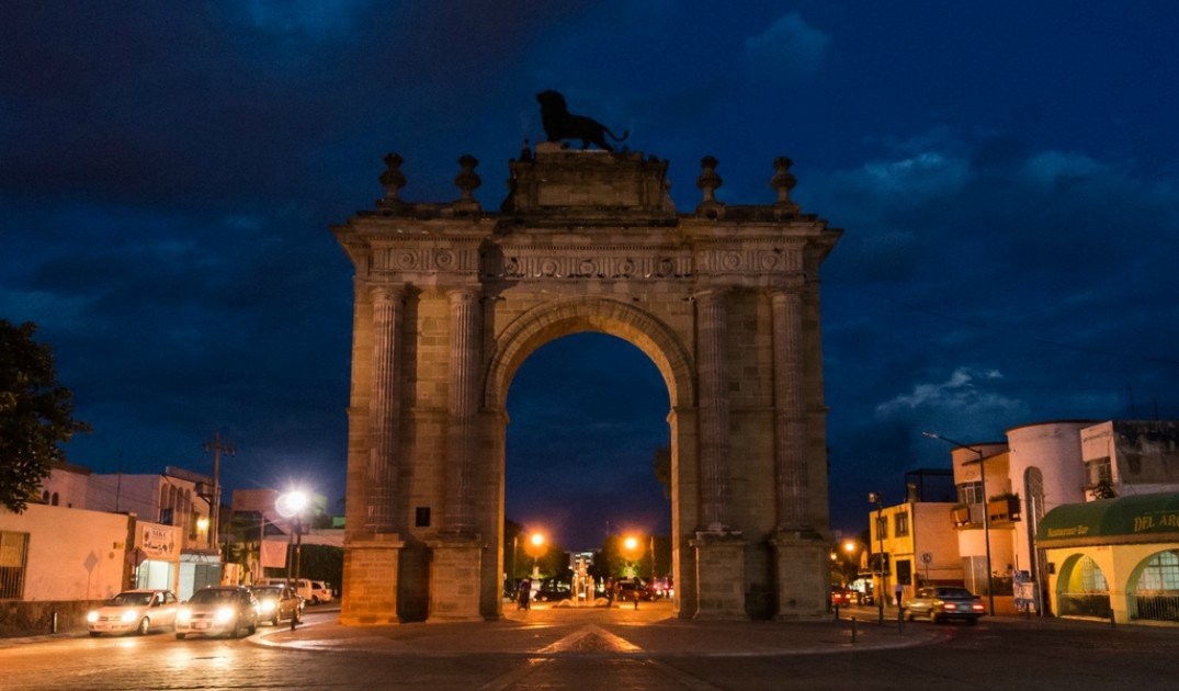 León va por todo en su aniversario 450; buscan visita presidencial y regalo federal