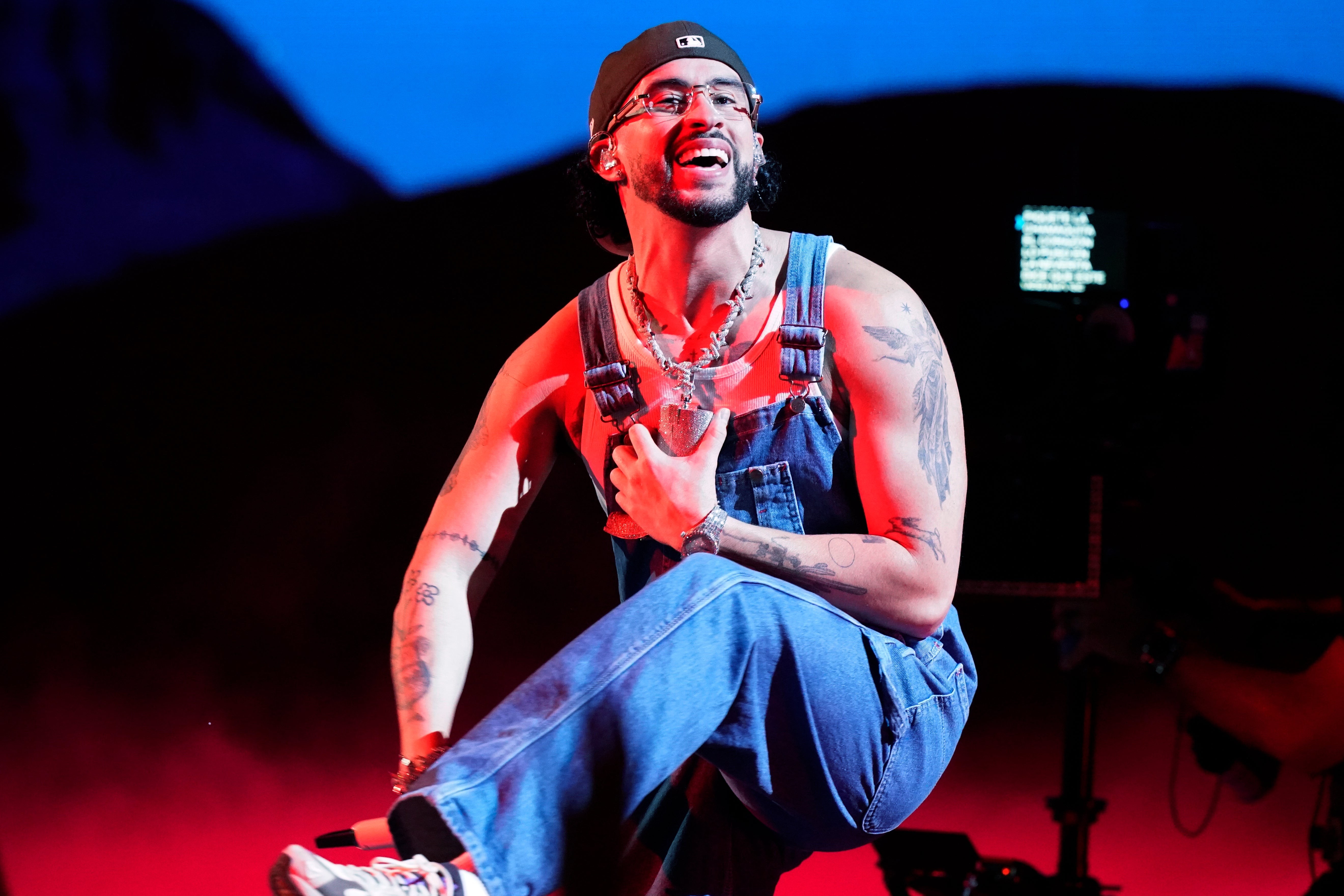 Bad Bunny excluye a Estados Unidos de su gira por temor a redadas migratorias