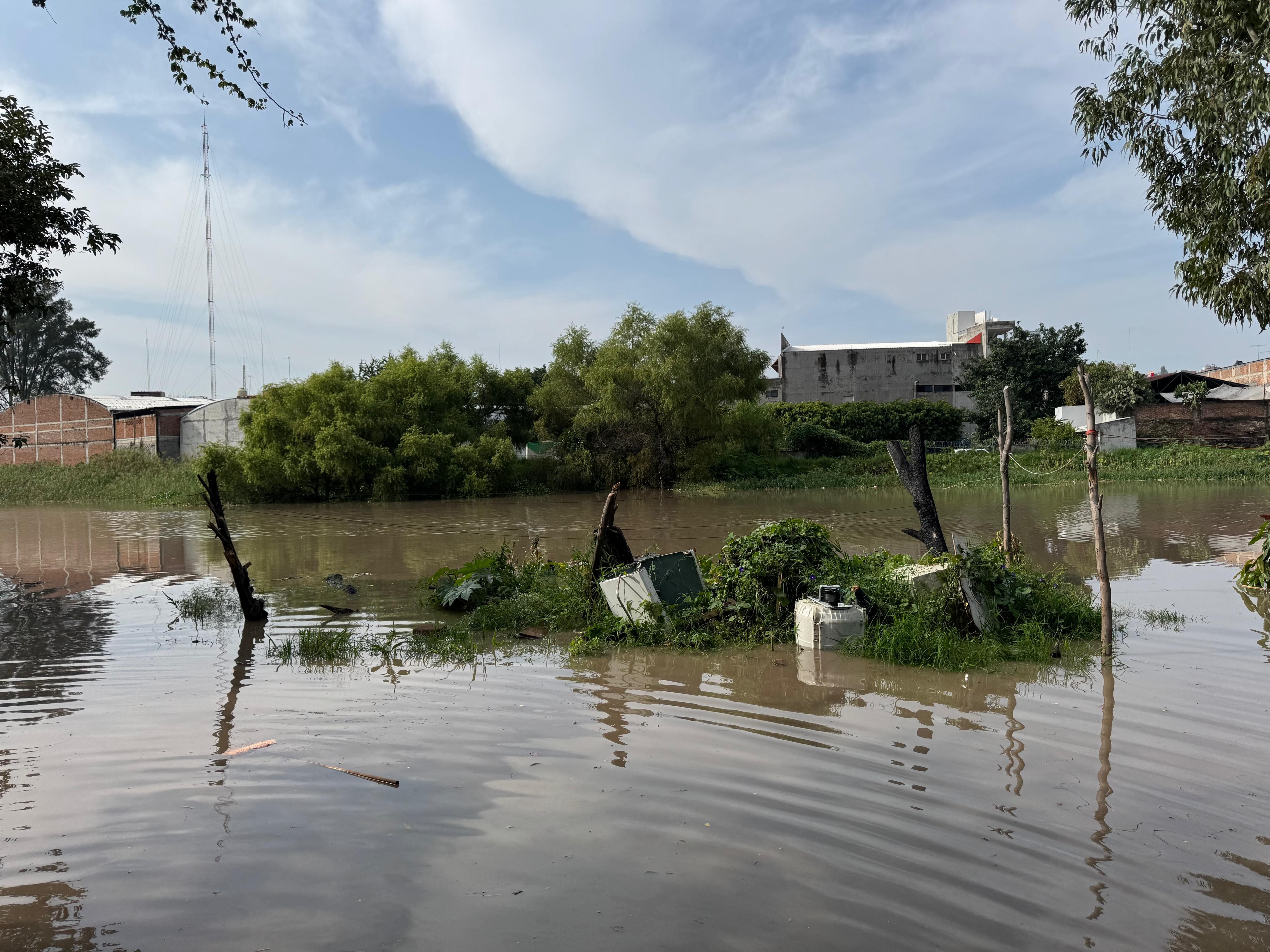Desborde del río Lerma en Pénjamo afecta a más de 500 personas y 150 casas