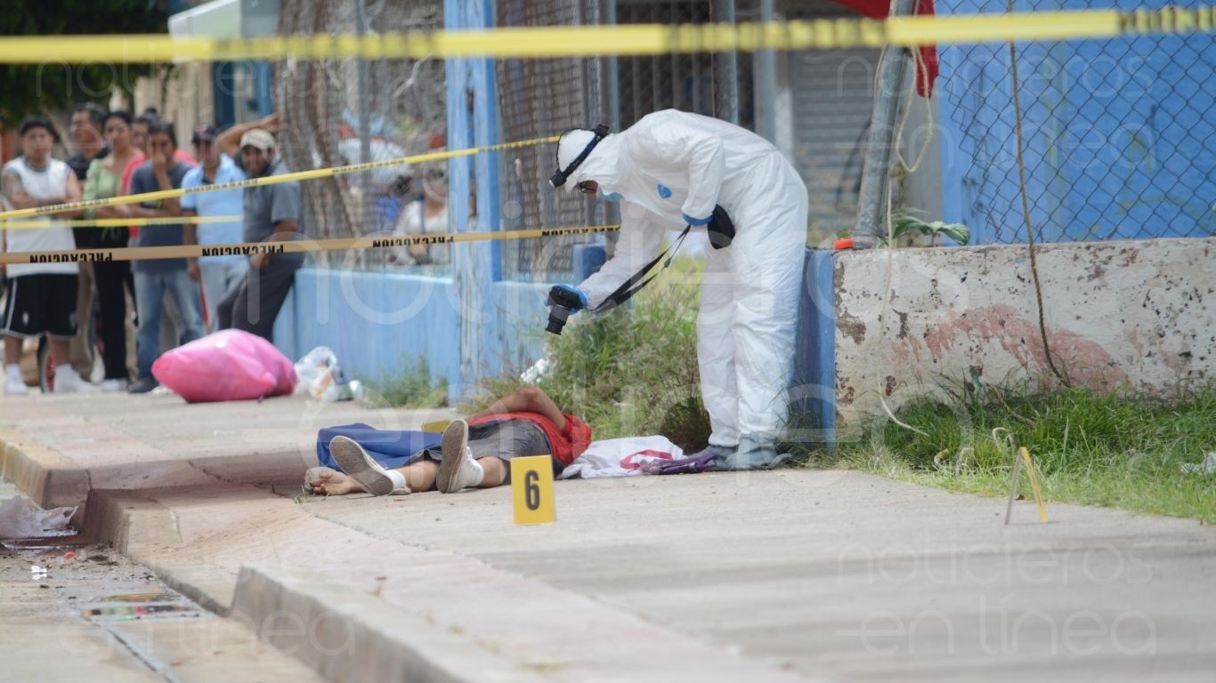 Ataque armado en León: un muerto y un herido en tianguis de Valle de la Luz