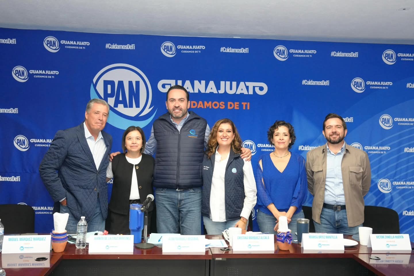 Simpatizantes de décadas sin poder ingresar.