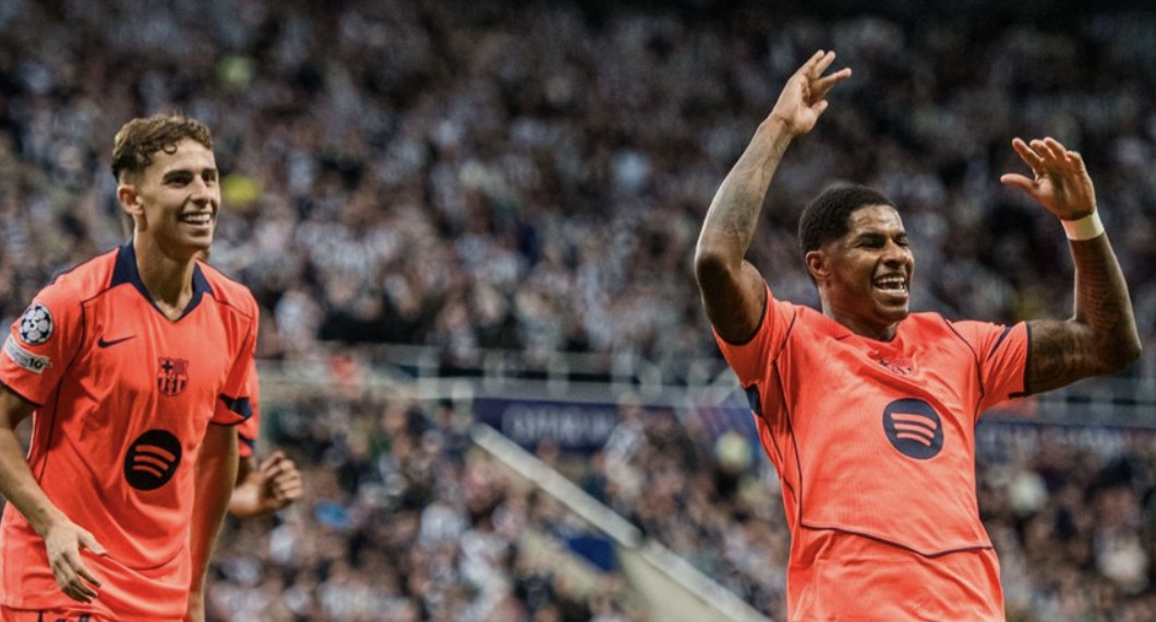 Marcus Rashford brilla y Barcelona derrota 2-1 al Newcastle en su debut en Champions
