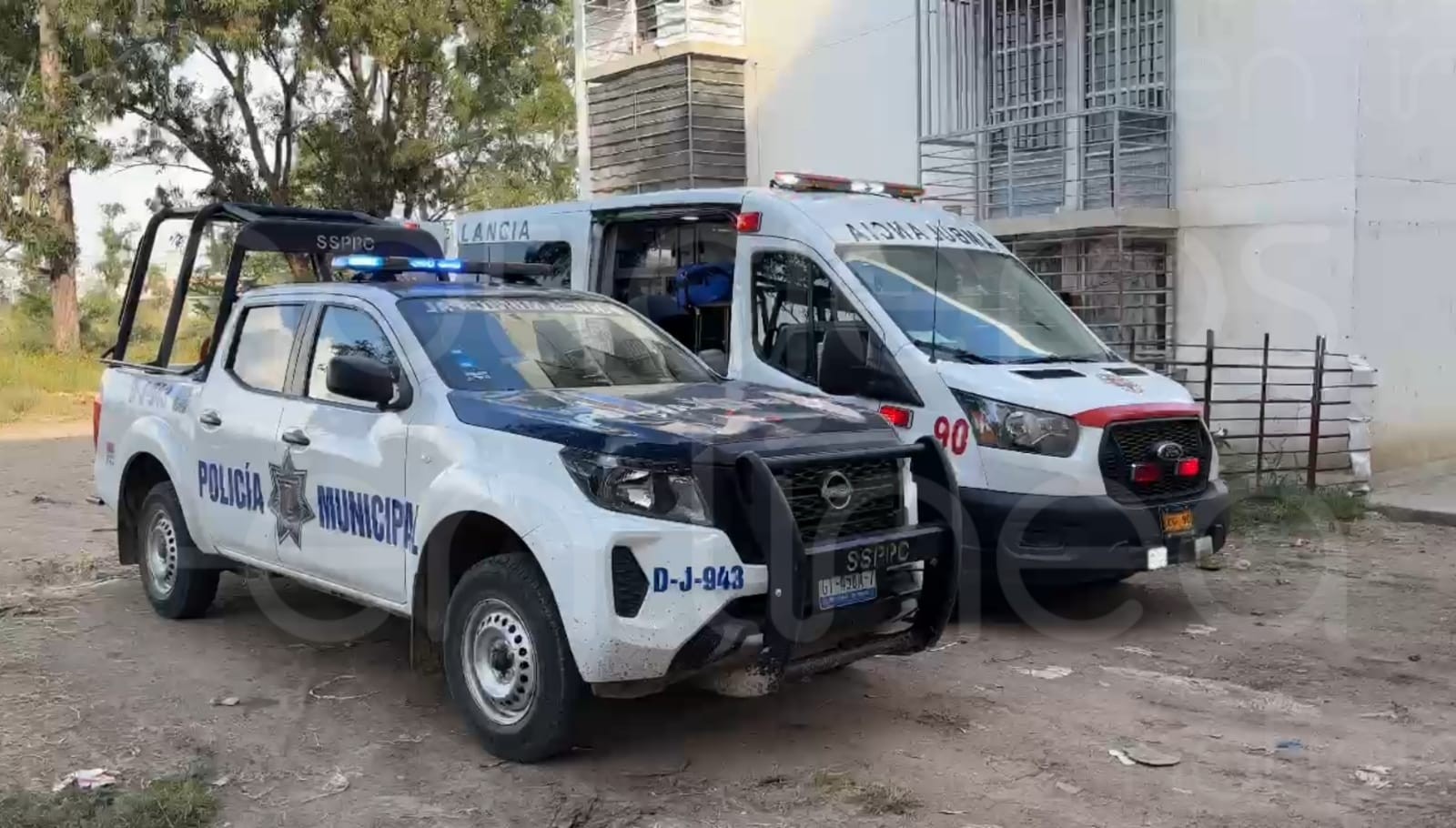 Joven sobrevive a ataque en León; le dispararon en plena calle y corrió para refugiarse