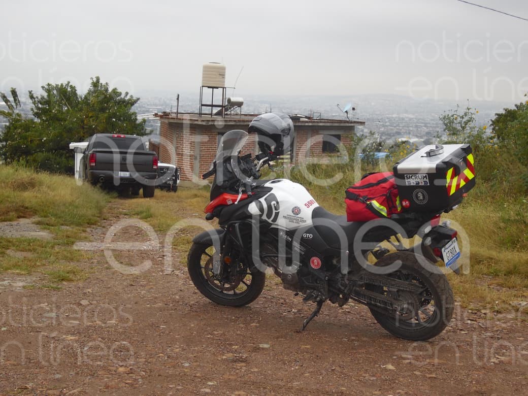 Hallan sin vida a un joven en zona cerril en León; habría sido estrangulado