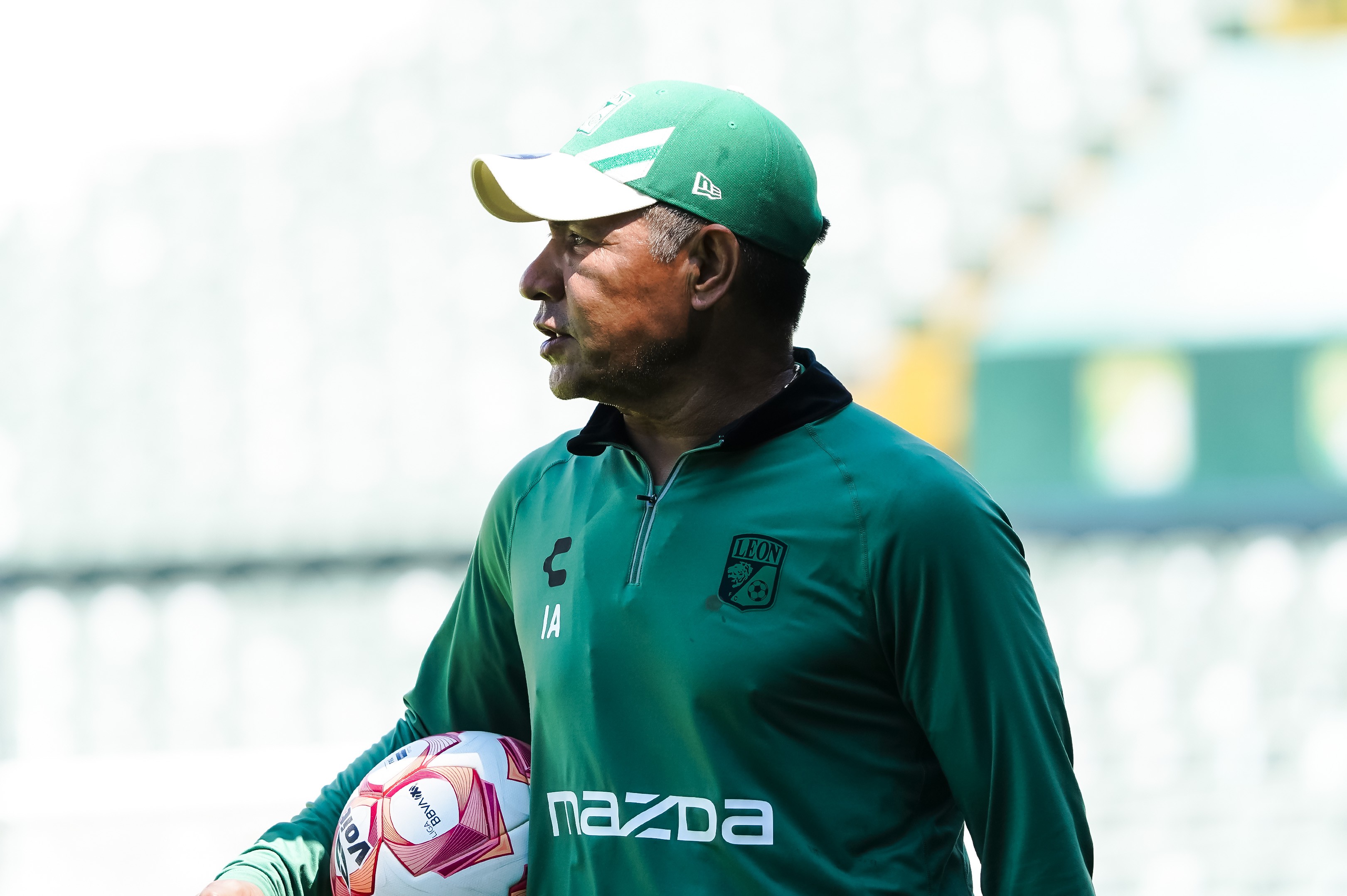 Ambriz debuta ante el líder Toluca en su regreso al banquillo de León