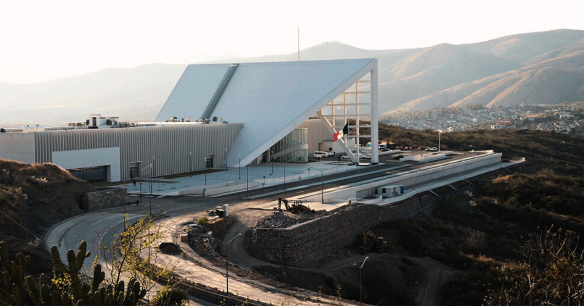 Congreso destina seis millones solo para proyectos de obras que siguen sin resolverse desde su construcción