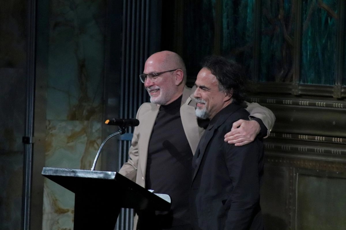 Amores perros: 25 años después sellan su reconciliación en Bellas Artes