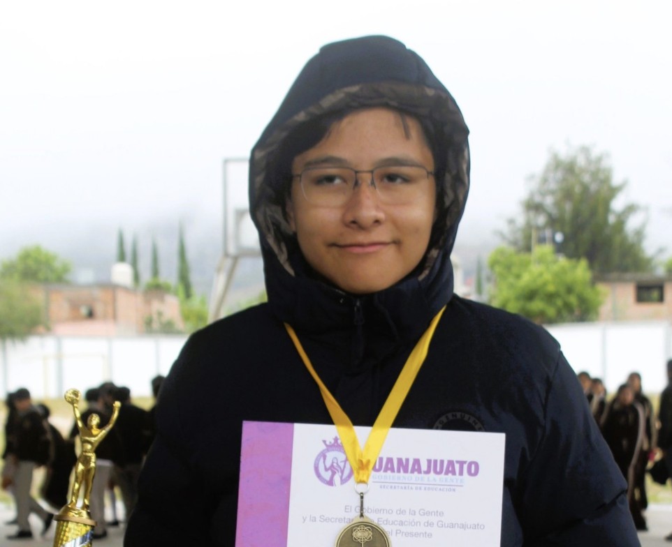 Estudiante guanajuatense gana oro en Olimpiada Mexicana de Matemáticas