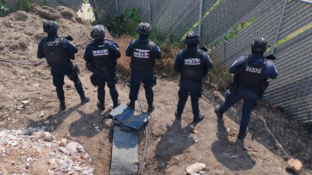 Aseguran en Celaya contenedor con 30 mil litros de combustible robado