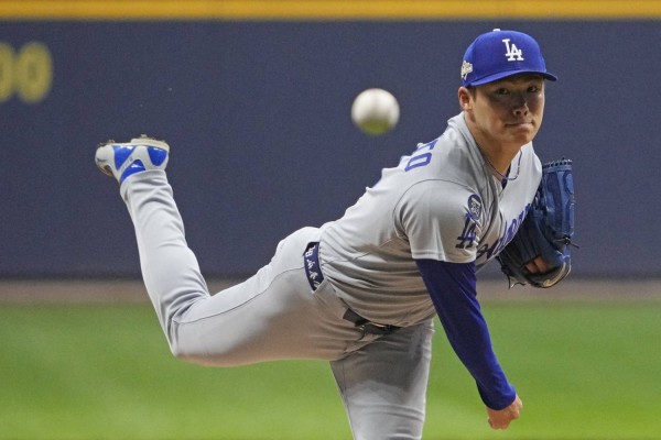Dodgers buscan emparejar la Serie Mundial ante Blue Jays, tras una dura derrota en el juego 1