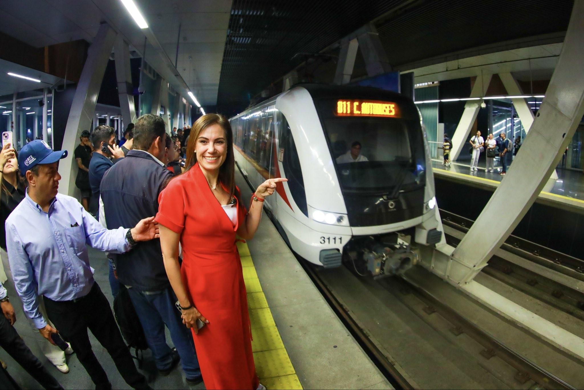 León proyecta invertir 20 millones para estudiar viabilidad del metro ligero