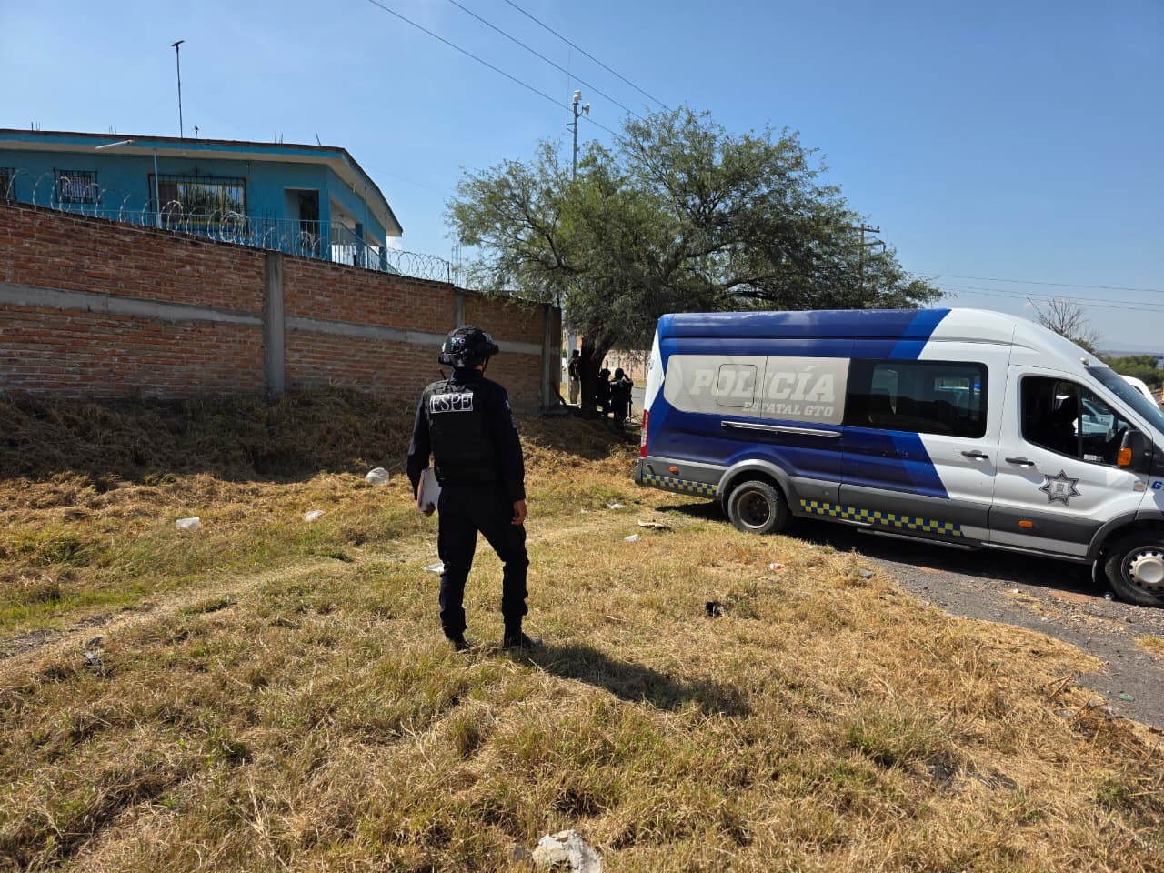 Emboscan a dos policías estatales en Apaseo el Grande; quedan heridos y el ataque fue grabado