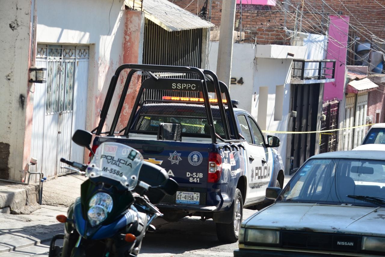 Asesinan a joven en taller de calzado en la colonia Obrera de León; es el segundo homicidio del día Asesinan a joven en taller de calzado en la colonia Obrera de León; es el segundo homicidio del día
