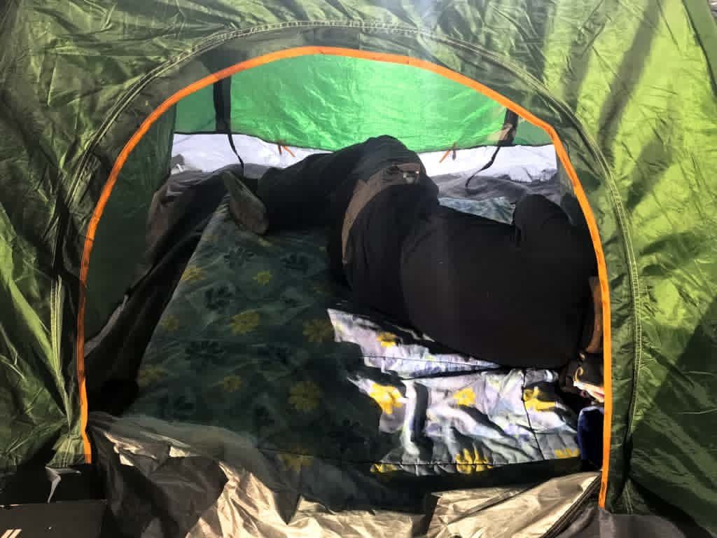 Estudiantes del Tec de León mantienen paro y exigen renuncia de la directora Lourdes Almaguer