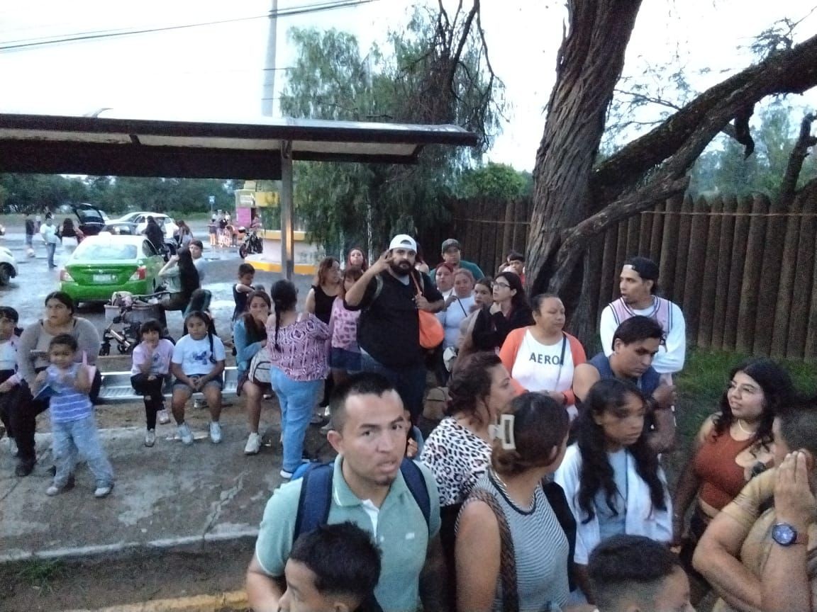 Más de mil usuarios aprovechan el transporte gratuito “Pásale gratis” para visitar parques de León