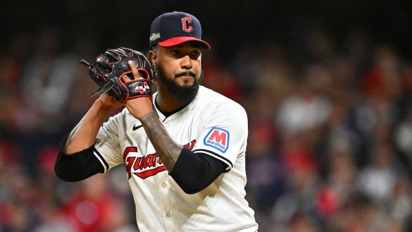 Acusan a lanzadores de los Cleveland Guardians por alterar juegos a cambio de sobornos
