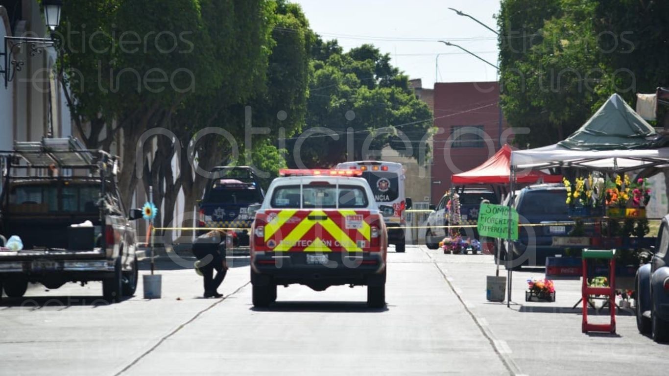 Vendedor de flores “El Burro” es asesinado afuera del panteón San Nicolás en San Miguel