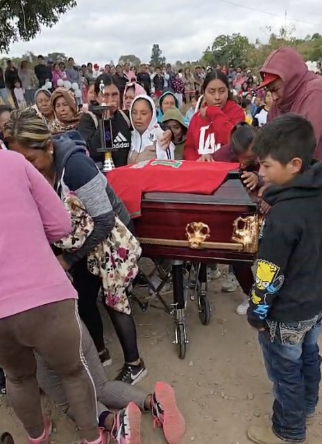 Accidente en Salamanca: comunidades de Comonfort despiden a los 10 jornaleros fallecidos