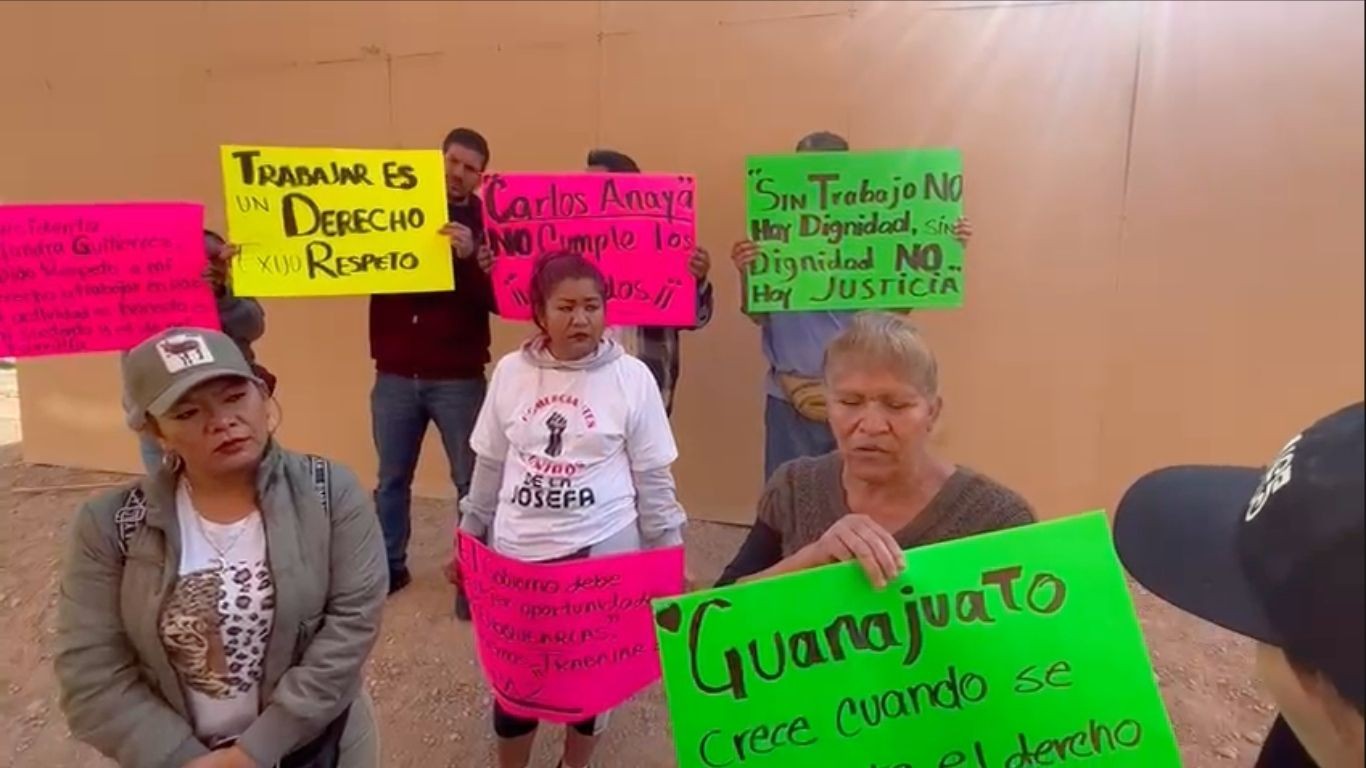Comerciantes protestan por prohibición para trabajar en la temporada navideña en la zona centro