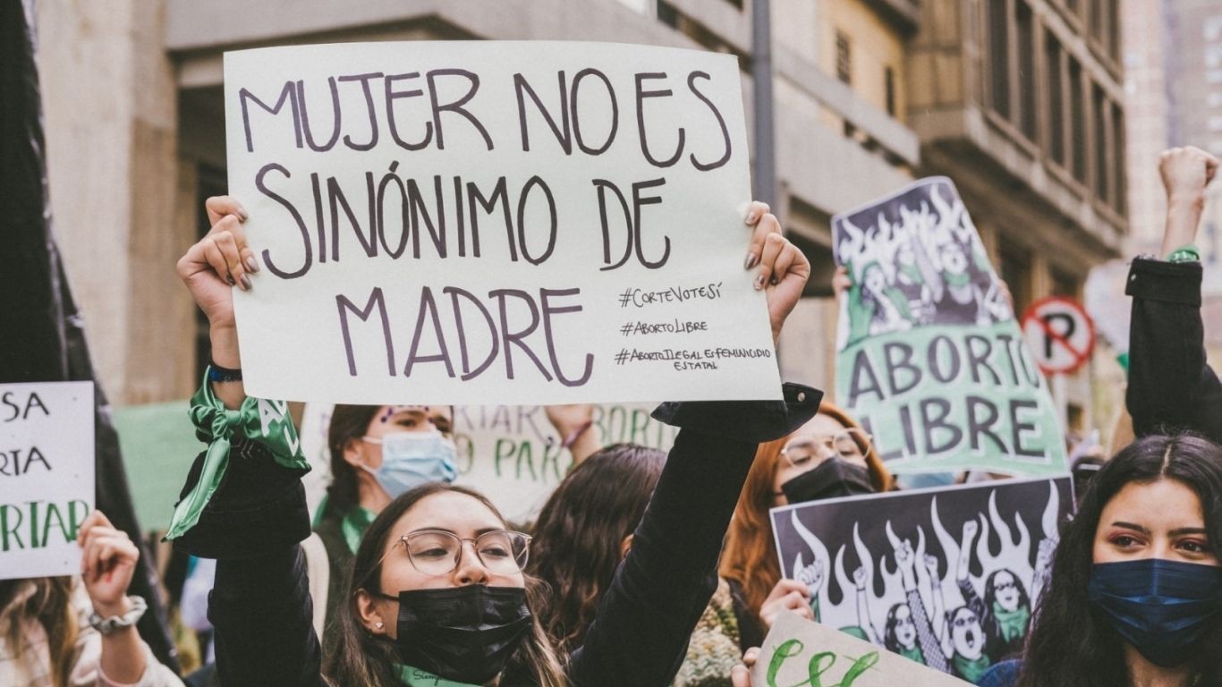 PAN frena reformas sobre concepción y autonomía reproductiva en el Congreso local