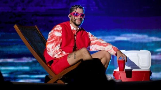 Bad Bunny agrega sección “Los Vecinos” para sus conciertos en México