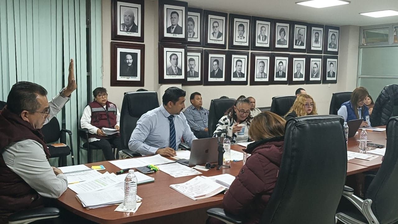 Alcalde de Comonfort pierde votación y comerciantes podrán instalarse por última vez en el jardín principal