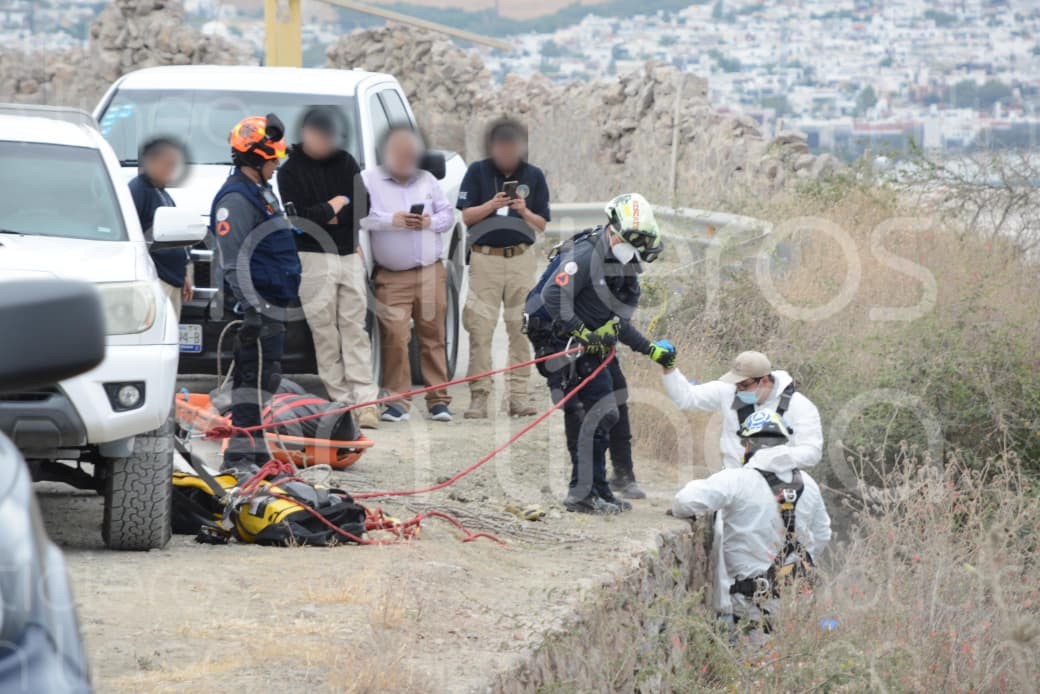Localizan cuerpo con huellas de violencia en barranco de la subida a Nuevo Valle de Moreno