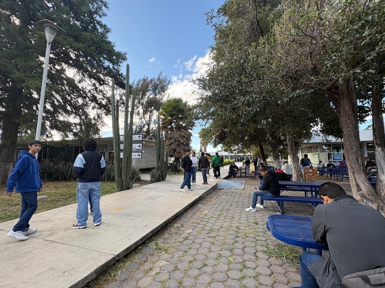 Tras dos meses, estudiantes entregan el ITL y regresan a clases; ya hay reparaciones en marcha